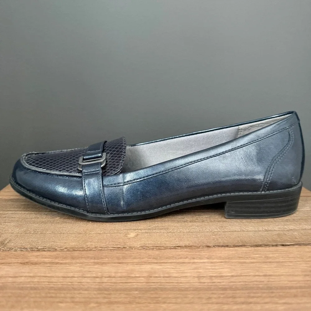 LifeStride Soft System Kelly Blue Loafers Snakeskin Buckle Low Heel Shoes Size 8